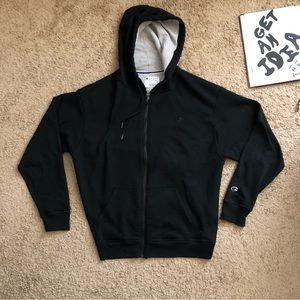 Black Size: XL Men’s Champion hoodie in great condition